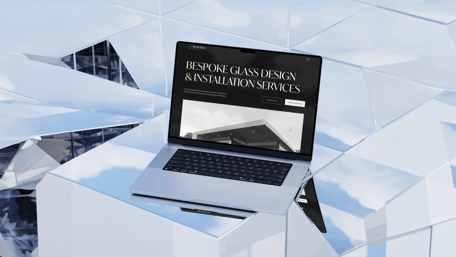 Romano Glass — Diseño y desarrollo web